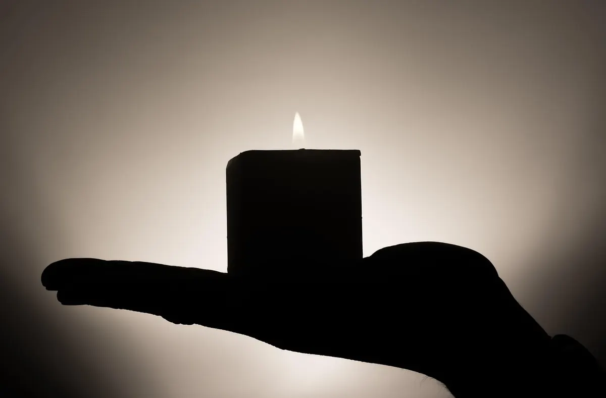 Taper, Pillar, Votive, or Tealight: Matching Candles to the Right Holder